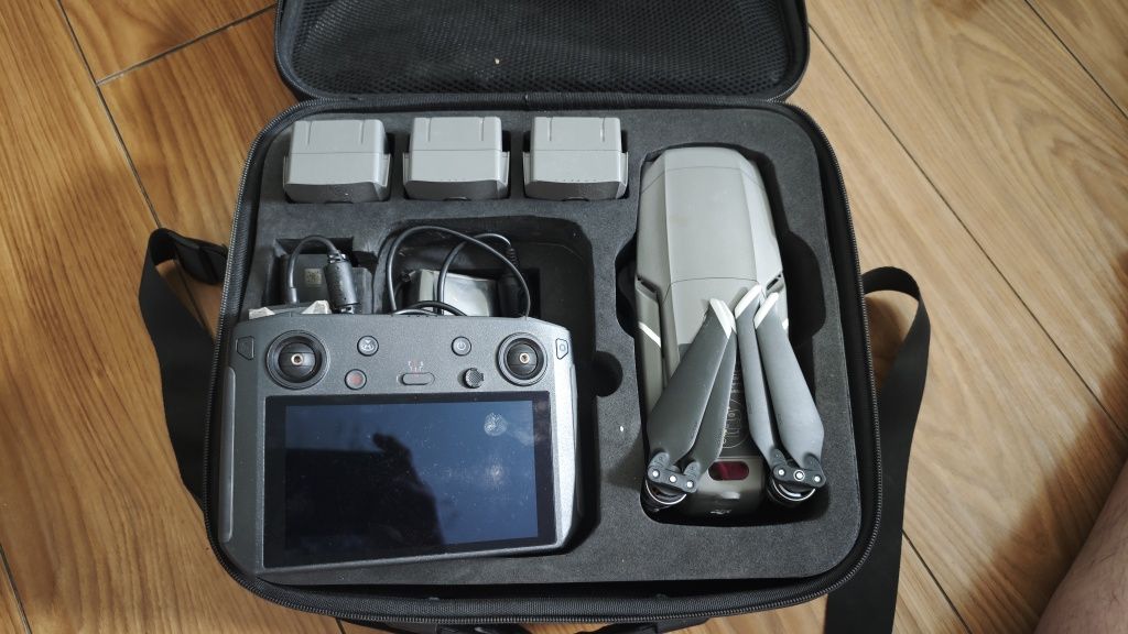Продам дрон Mavic 2 pro +Smart controller