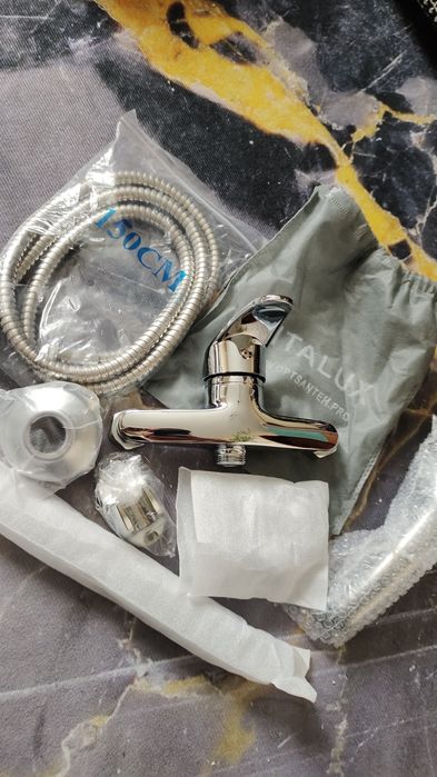 С м е с и т е л ь на в а н н у