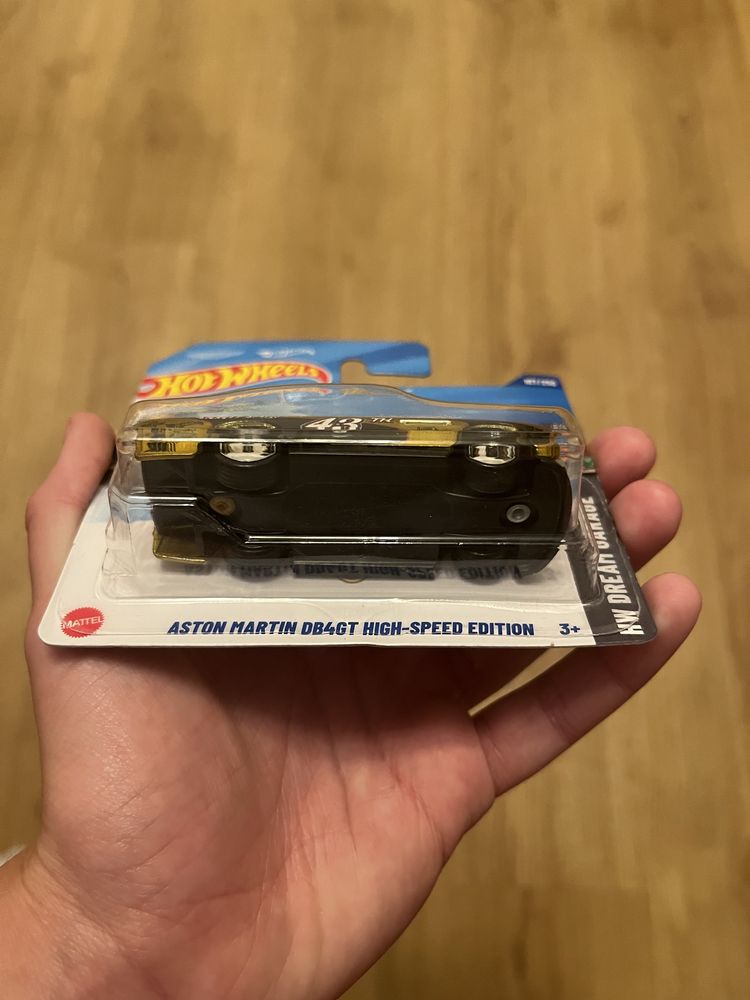Hot wheels super treasure hunt