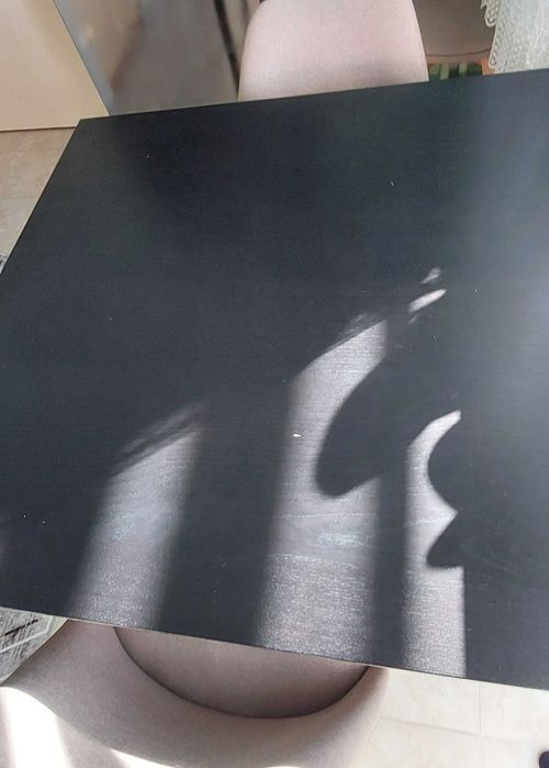 кухненска маса за хранене