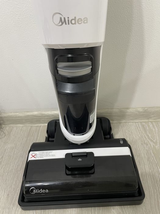 Пылесос продам срочно