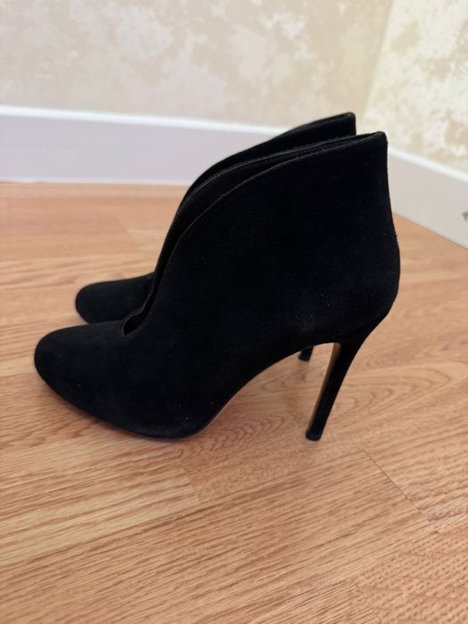 Ботильоны замшевые (G.Rossi) 36 р.