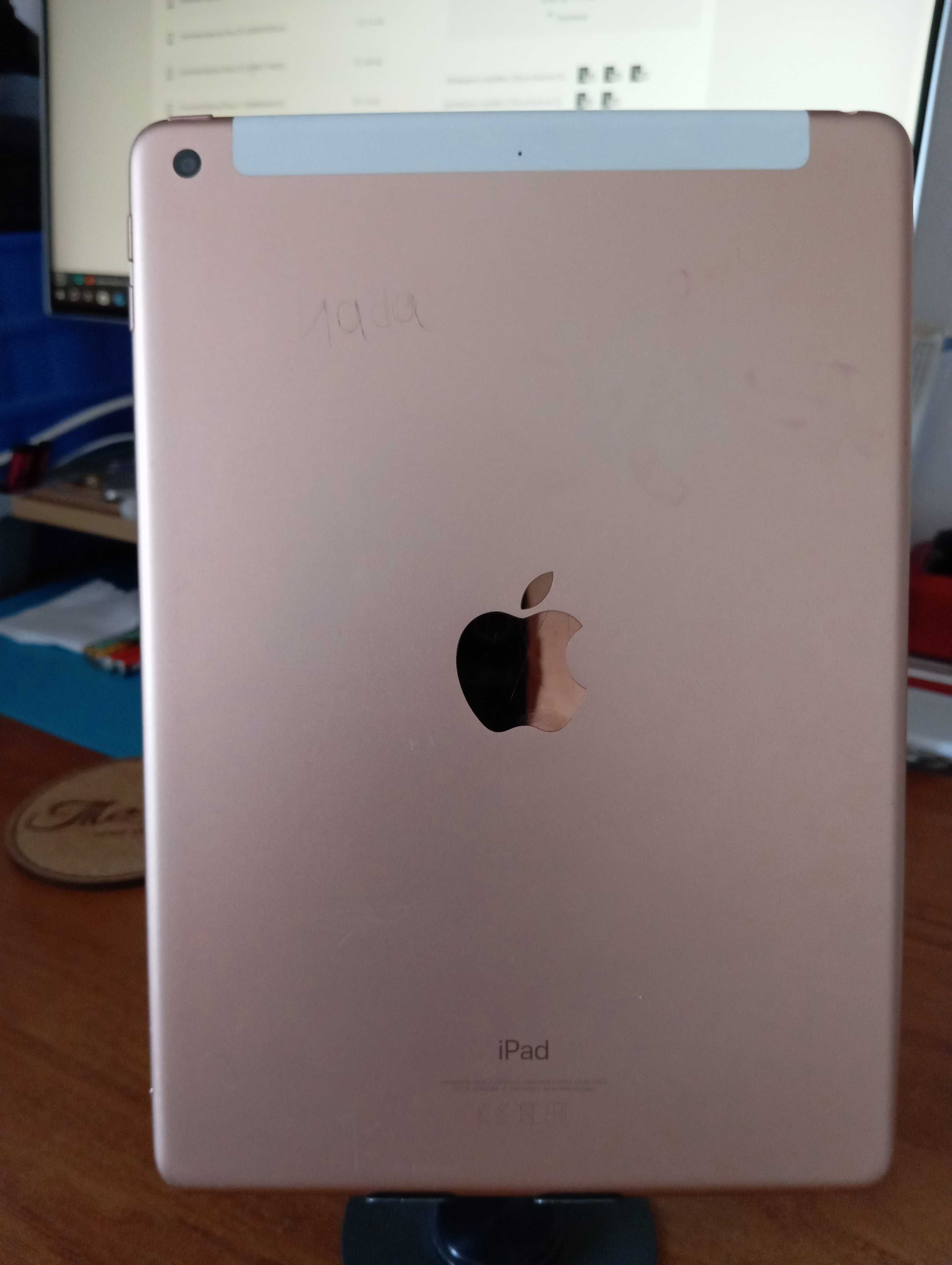 Таблет Apple iPad 6gen 9.7" 32GB