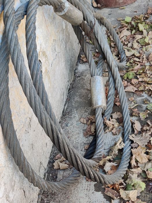 Vând șufă tractare utilaje grele.