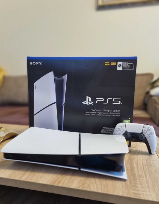 Продавам конзола PlayStation 5 Digital Edition, 1TB/To, модел CFI-2016
