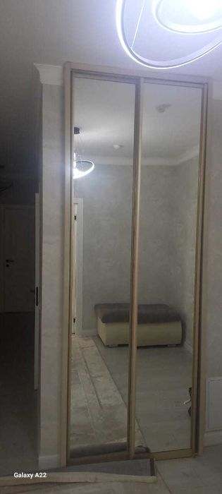 Встроенный шкаф купе в прихожую