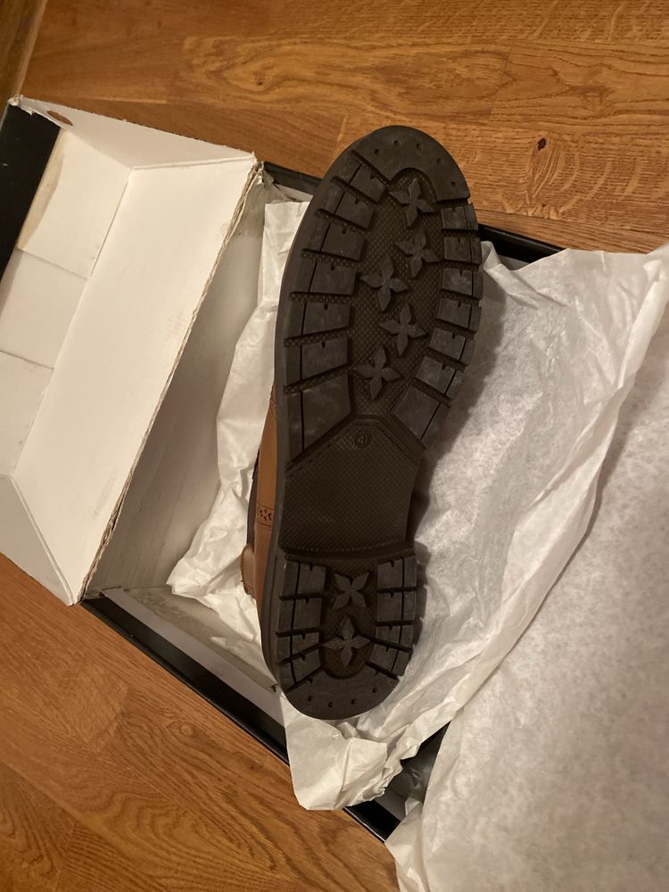 Ghete piele dama fara toc