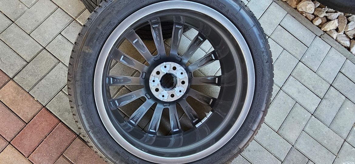 Jante BMW 20 X3 G01 X4 G02 style 697 vara 245 45 20 Michelin ca și NOU