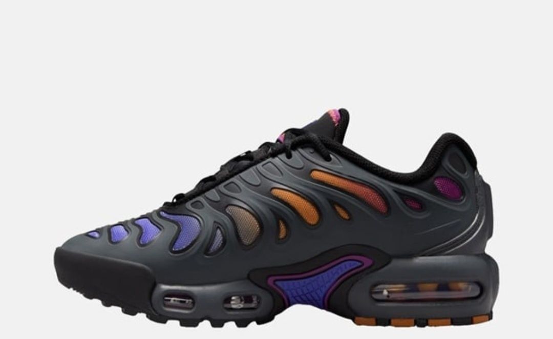 Маратонки Nike Air Max Plus Drift номер 38.5