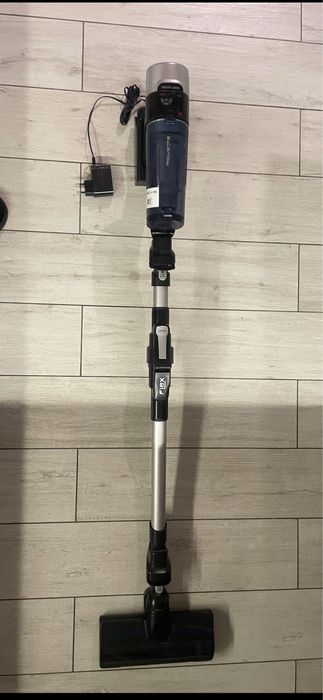 Aspirator vertical Rownta x force flex 9.60