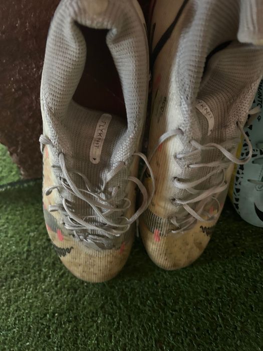 Бутонки и стоножки в много добро състояние