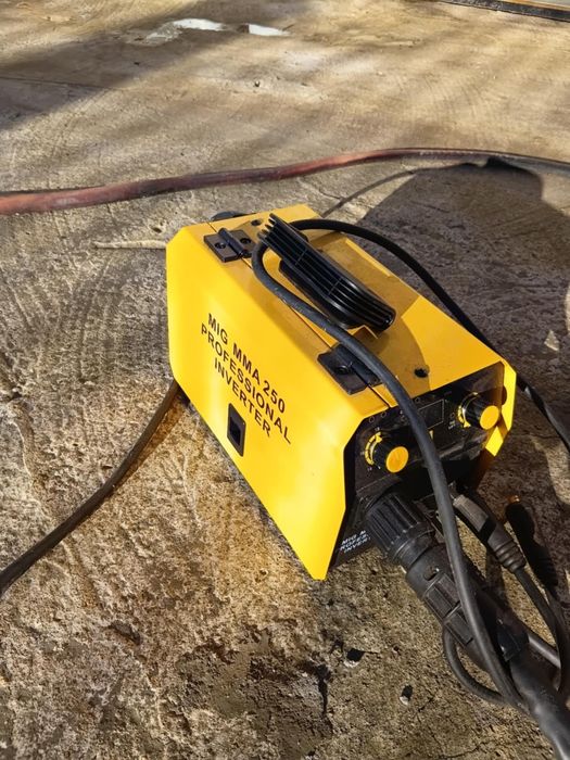 Телоподаващо 2в1