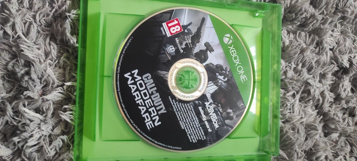 Transport 14 lei Joc/jocuri Call of Duty Modern Warfare Xbox One