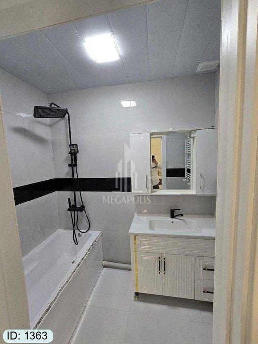 SOTILADI №1363 Eski sumda 2xona 3xona qilingan arzon uyimiz sotuvda