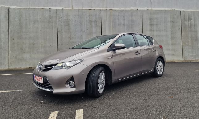Toyota Auris 1.8 Hybrid/CVT