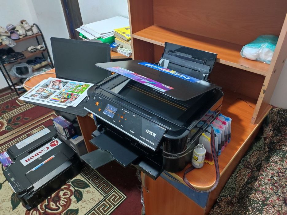 Epson 660 kopiya skanerli 6ta rangli professional kuchli printer.Yangi