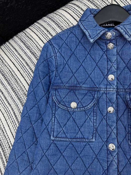 Jacheta Chanel - calitate premium prezentare completa