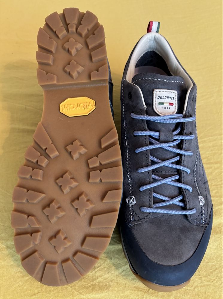 DOLOMITE номер 41,5 и La Sportiva ном 42, туристически обувки, спортни