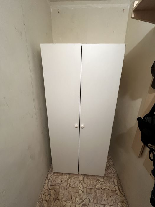 Продам шкаф для прихожей