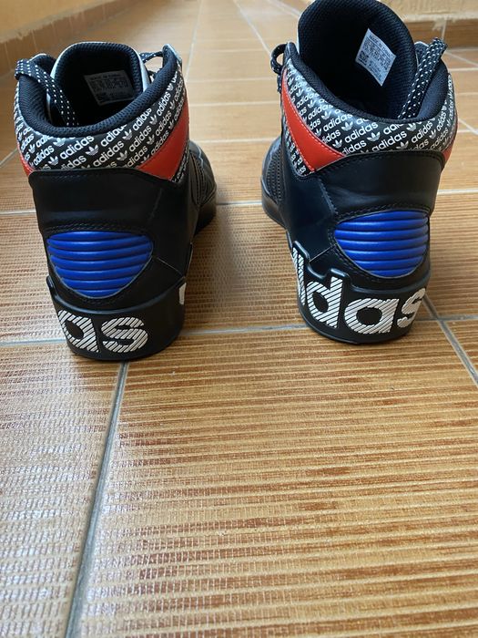 Мъжки високи спортни обувки / кецове ADIDAS HARD COURT Черно