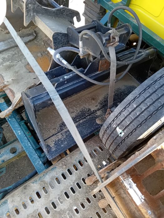 Cupă de taluz cu înclinație