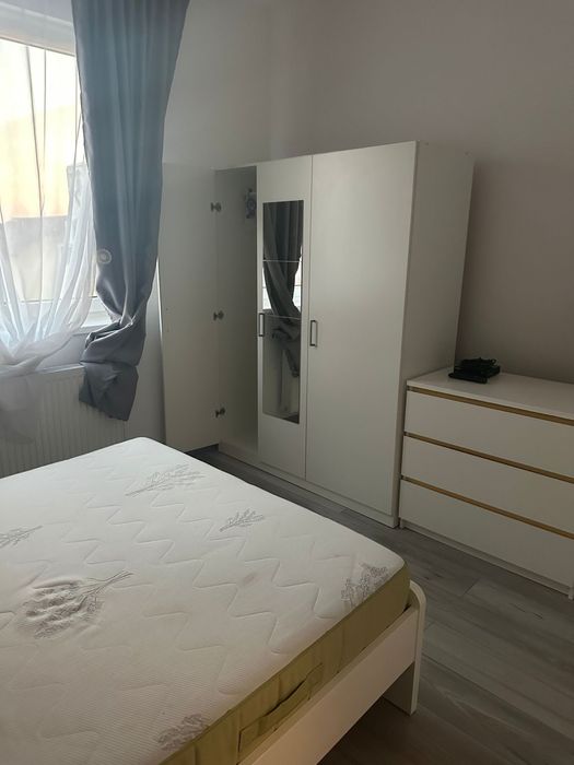 De vanzare ap. in Giroc , ap. este in zona buna langa Lidl si Penny