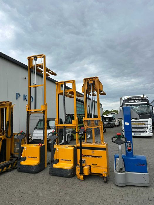 Transpaleti electric Jungheinrich