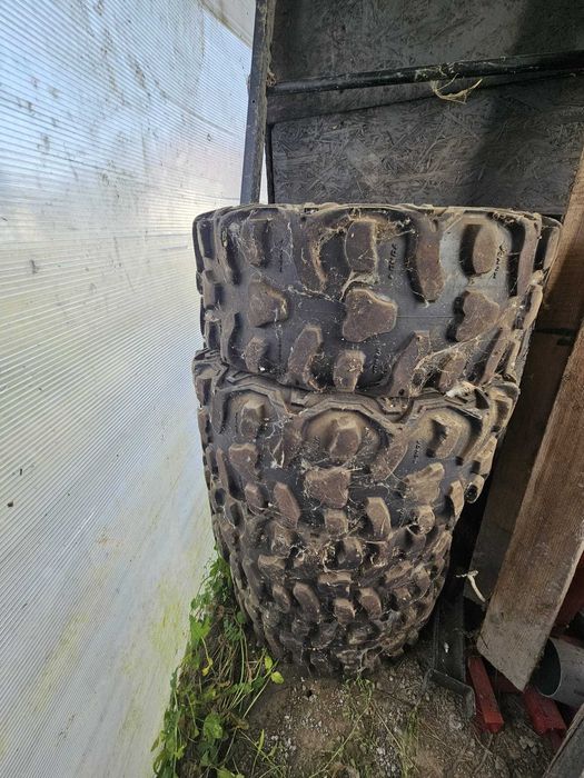 Vand anvelope dacia duster si anvelope atv