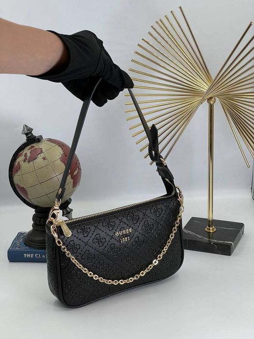 Стилна дамска чанта