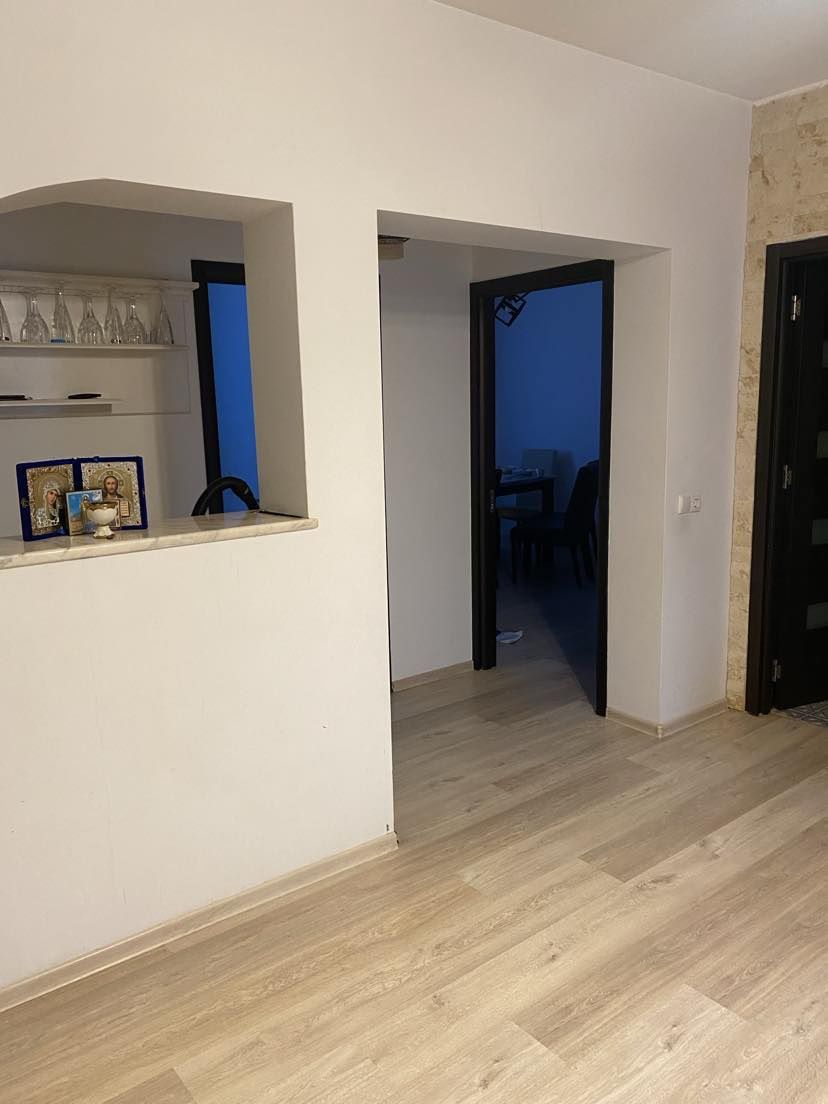 Apartament de vânzare 3 camere