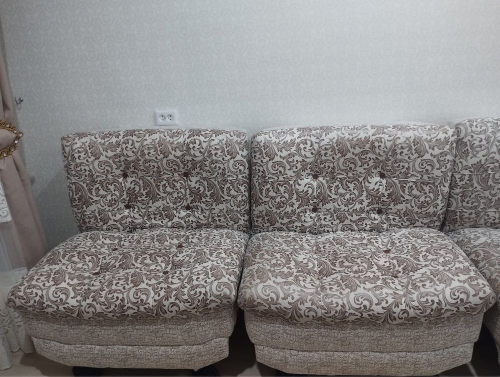 Продам диван и 2 кресла