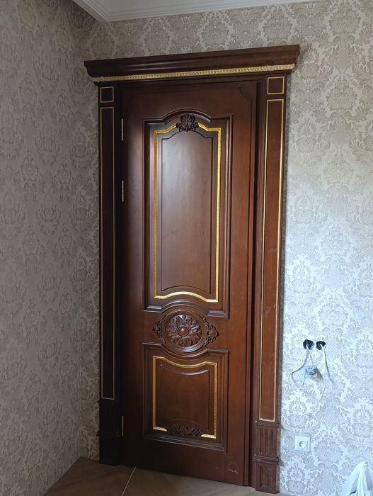 Yangi eshiklar qoyilmagan