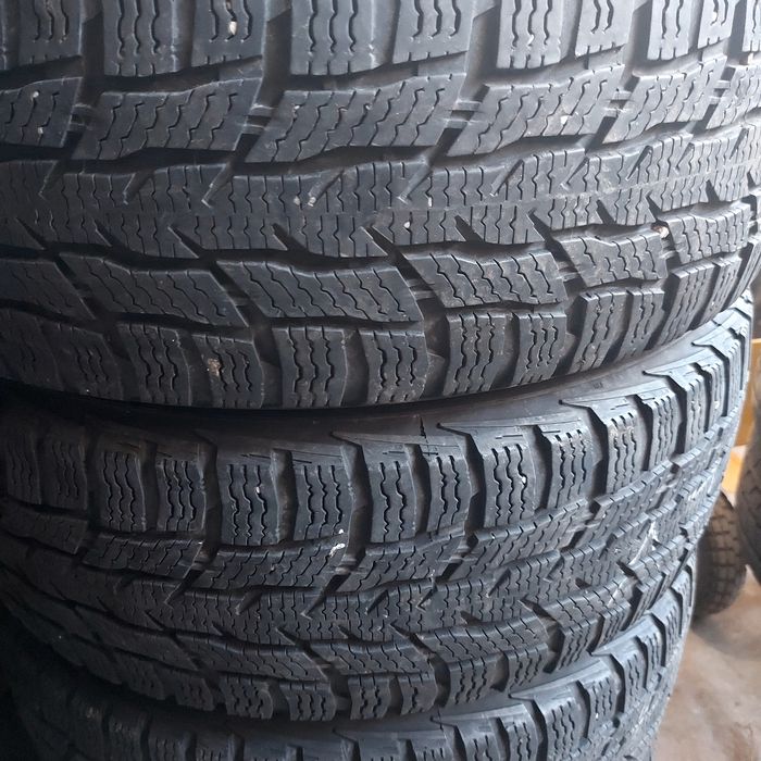 215/60/17"C Nokian 4бр.гуми дот2019