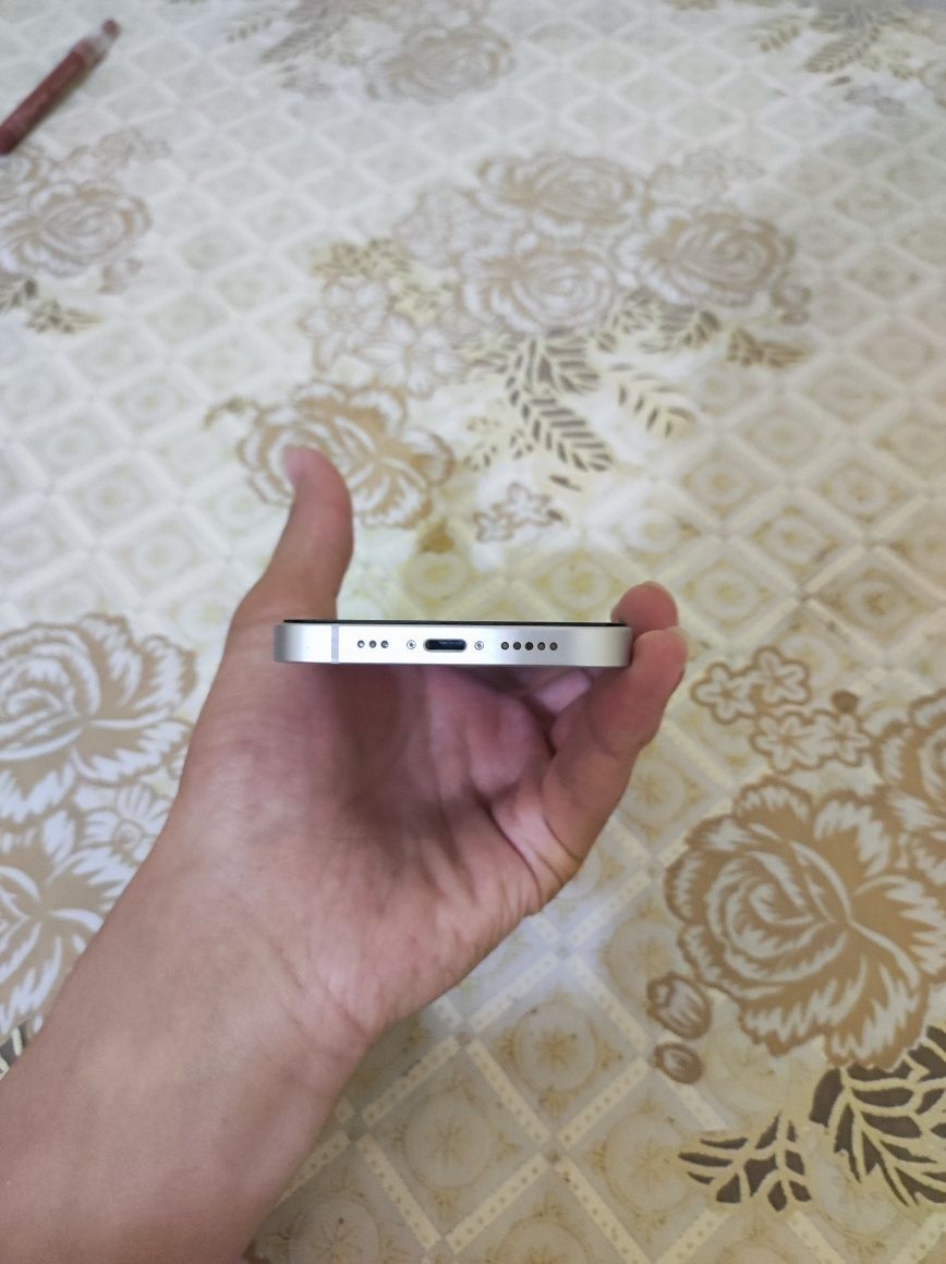 iPhone 14 гарантия