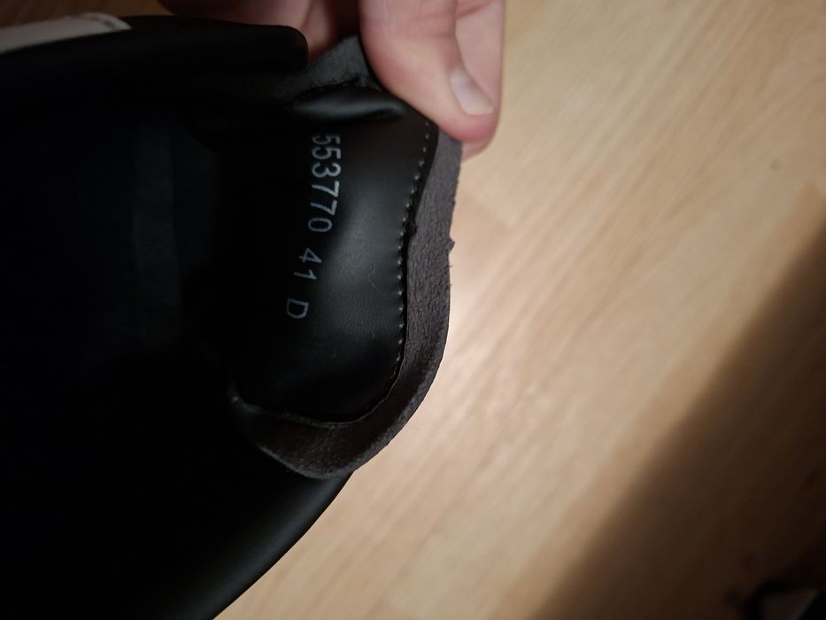 Vând adidași Alexander mcqueen mărimea 41 in stare buna