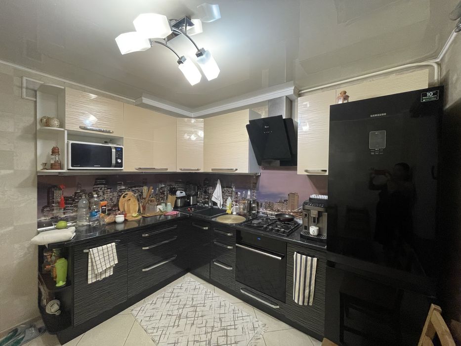 Кухонный гарнитур с немецкой фурнитурой