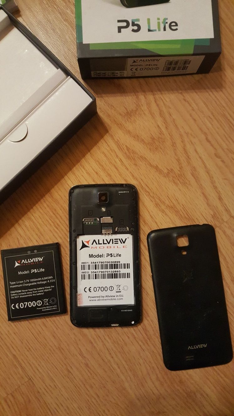 Allview P5 life cu accesorii