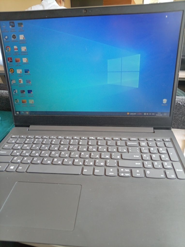 Lenova noutbook Intel corei3