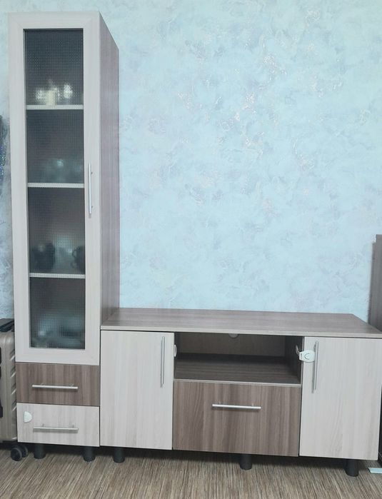 Продается небольшая горка в зал.