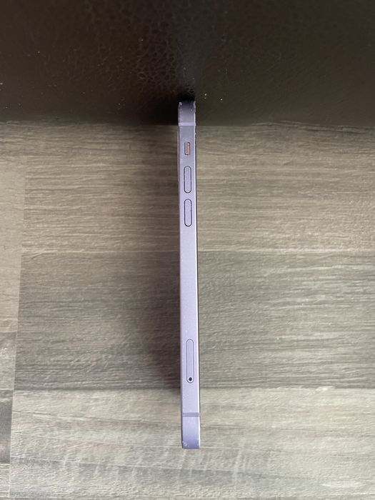 IPhone 12 за части