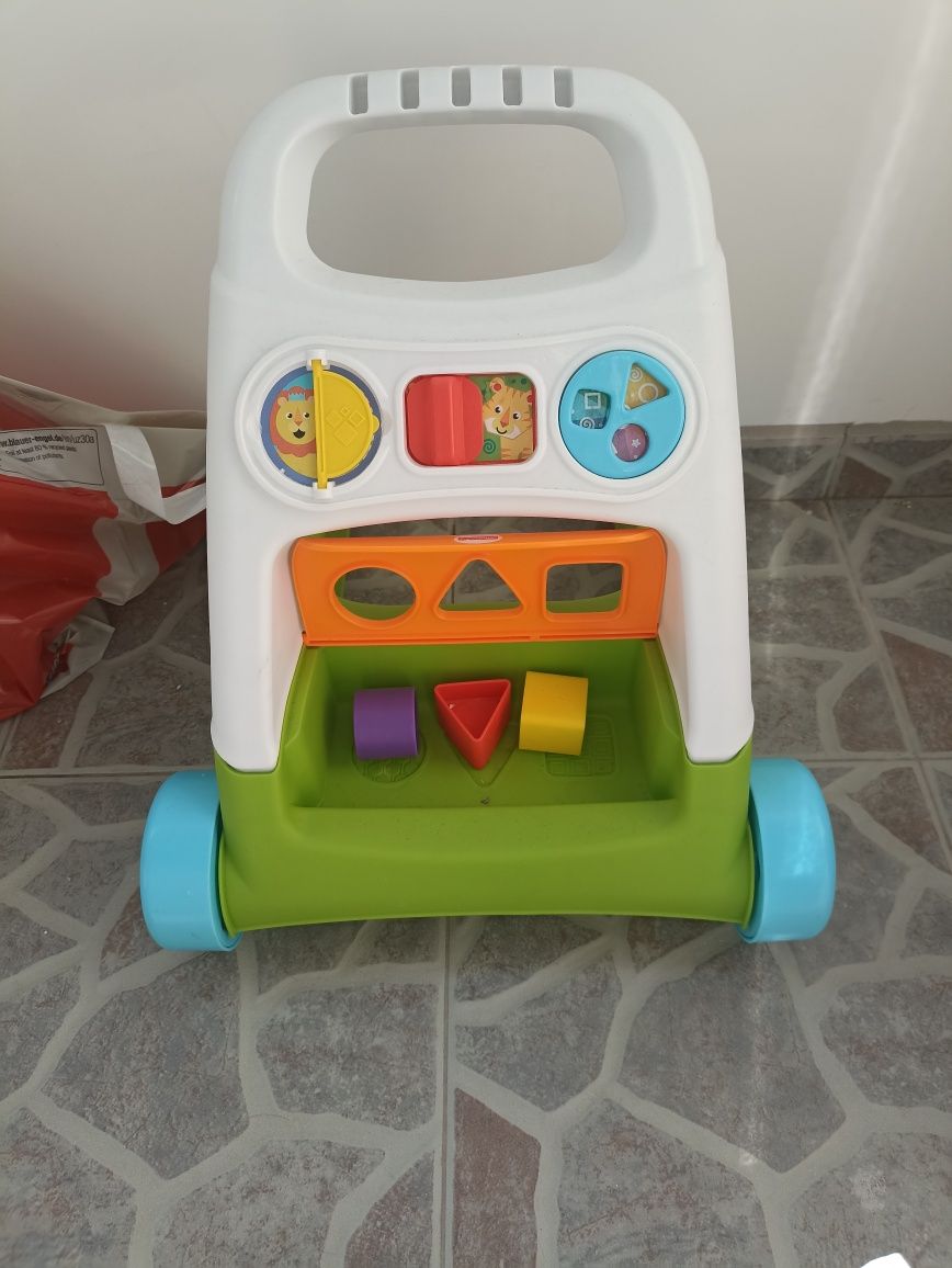 Уолкър и сортер 2 в 1 Fisher price