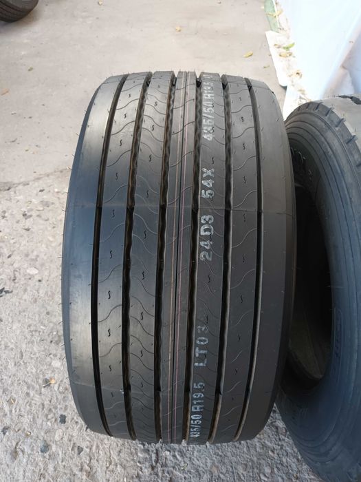1 Нова гума за ремарке 435/50 R19.5 Kumho KLT03 160J 20PR 600лв. с ДДС