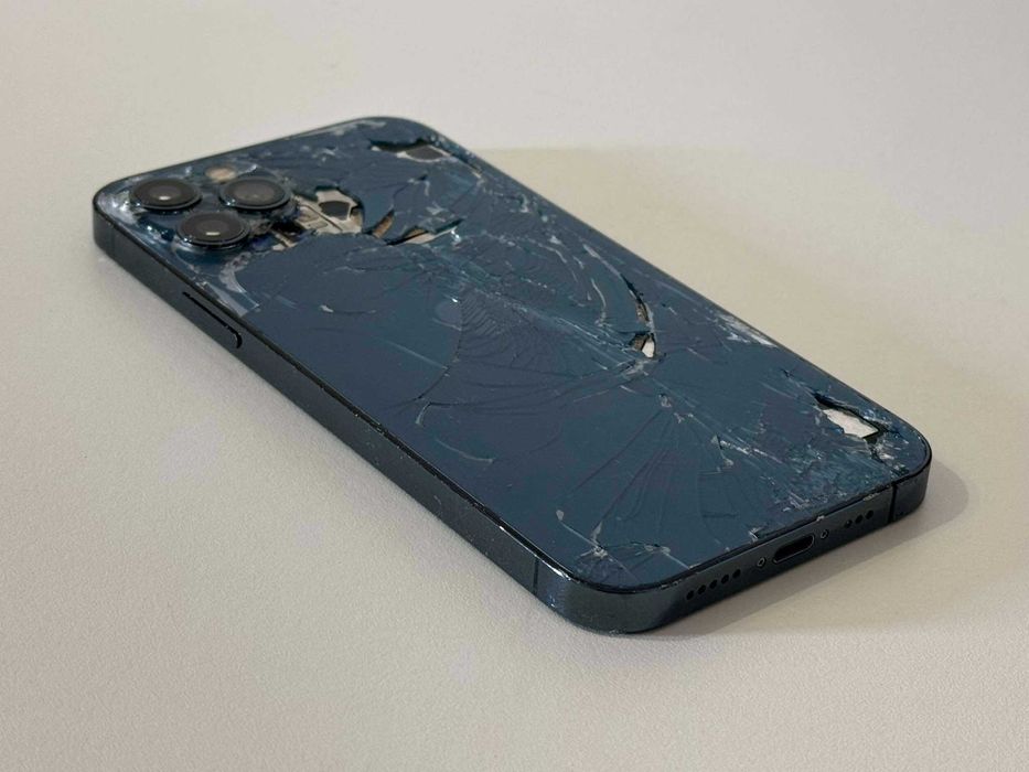 Бартер! iPhone 12 Pro Pacific Blue (Син)