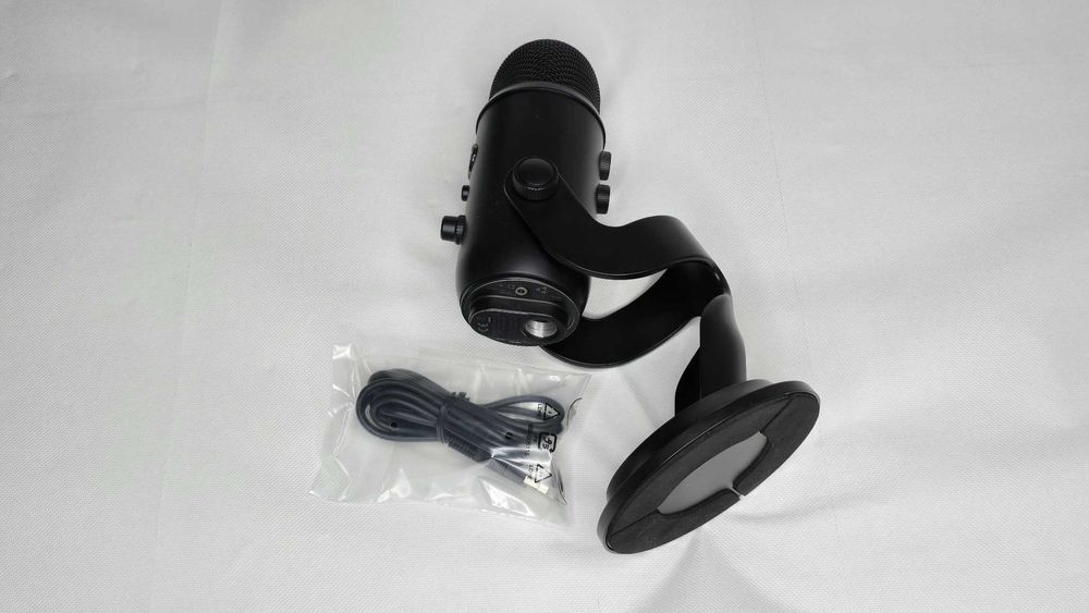 Microfon Profesional Blue Yeti USB - Blackout