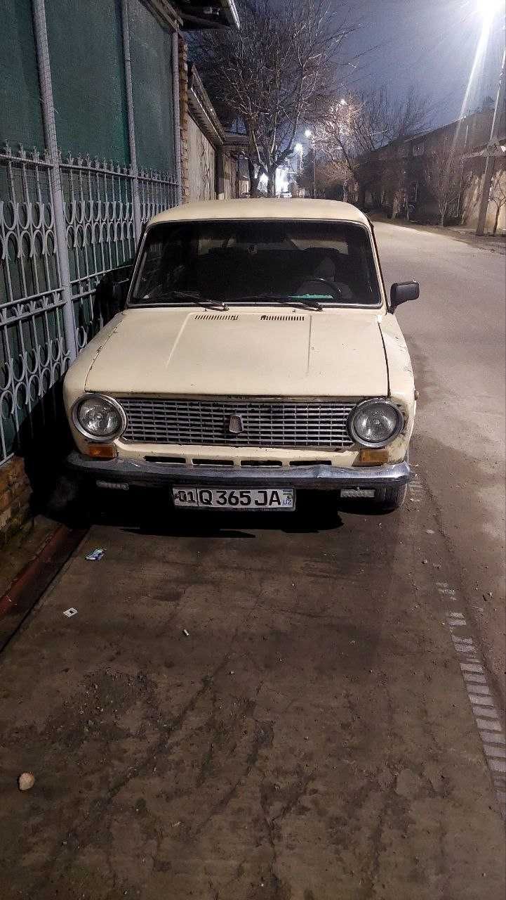 vaz 11 safari yili1978 gaz