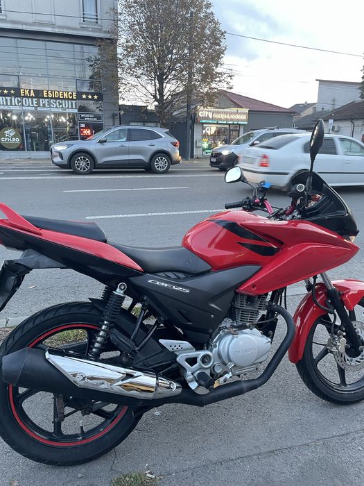 Honda CBF125 2011 ( nu yzf, mt, ktm, cbr)