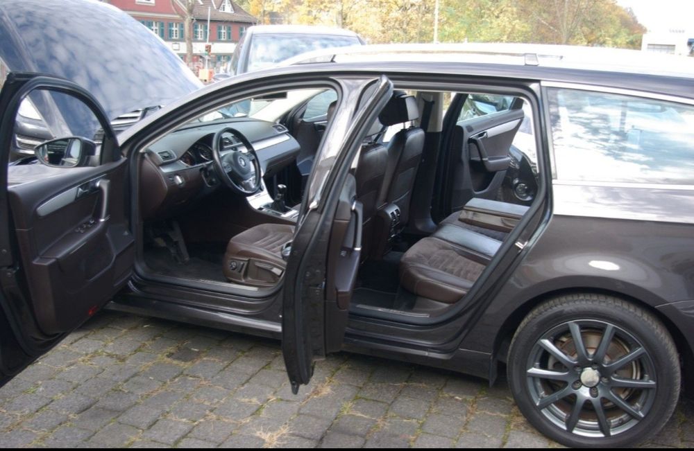 Volkswagen Passat Variant 1.8 TSI Highline BiXenon LED Alcantara Piele