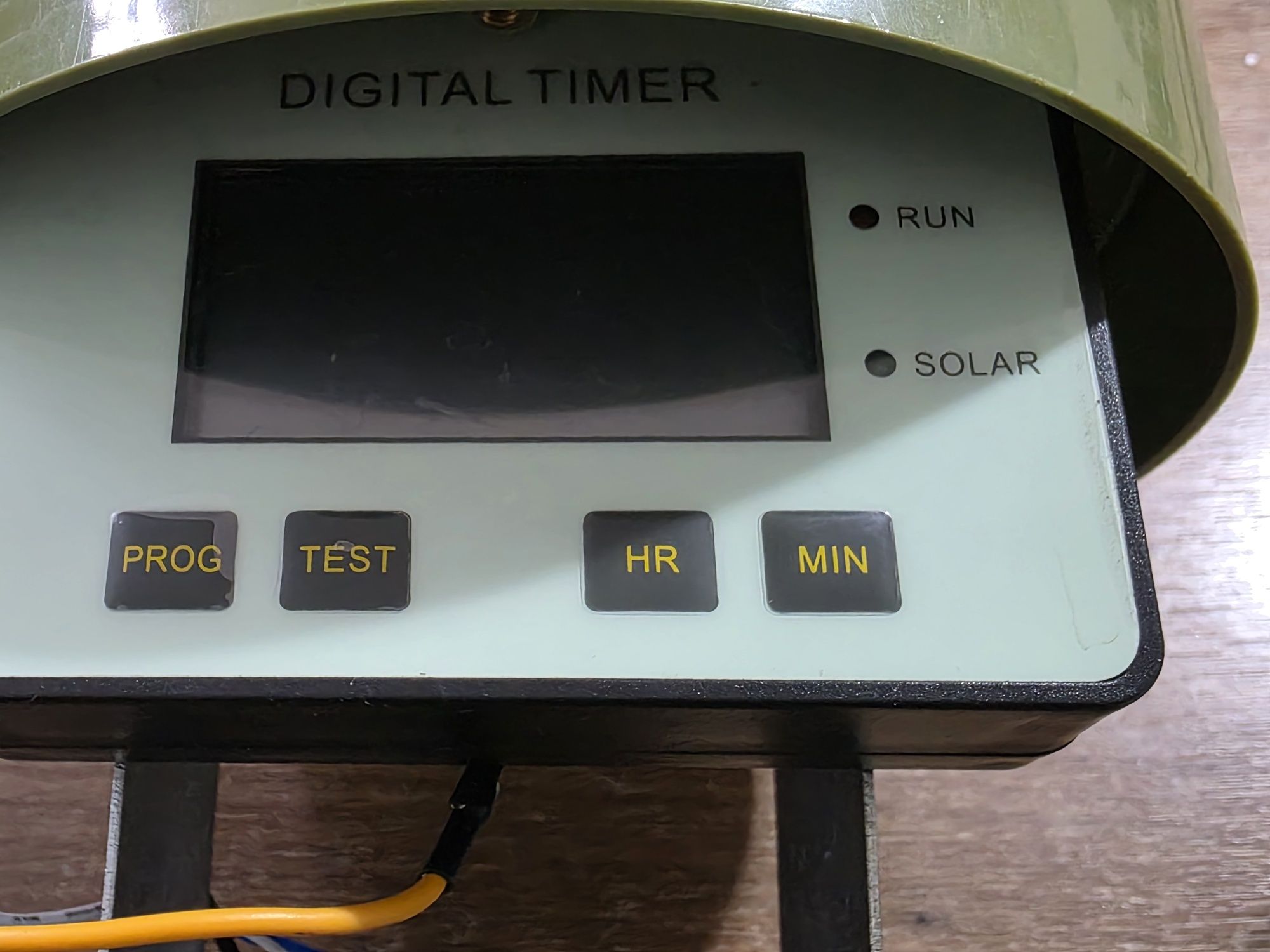 Vindem camere de vânătoare,sisteme automatizate de hrănire  vinat