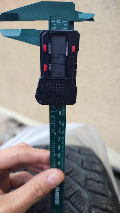 Anvelope iarna 225 50 R17