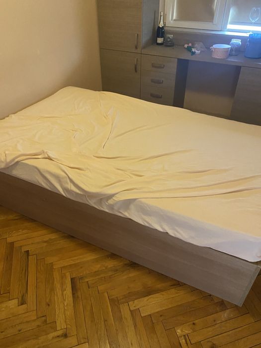 Мебели за Обзавеждане
